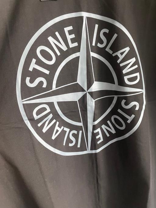  — Men’s t-shirt