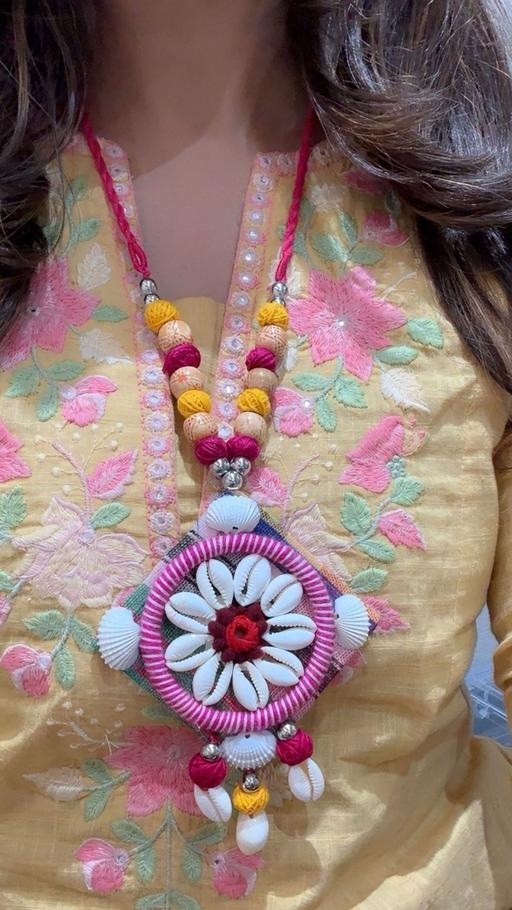  — Beautiful necklace