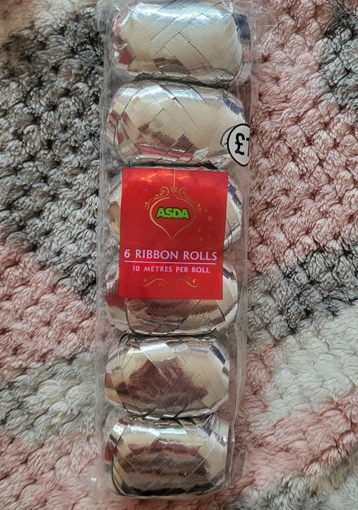  — new Xmas 6pk Ribbon Rolls