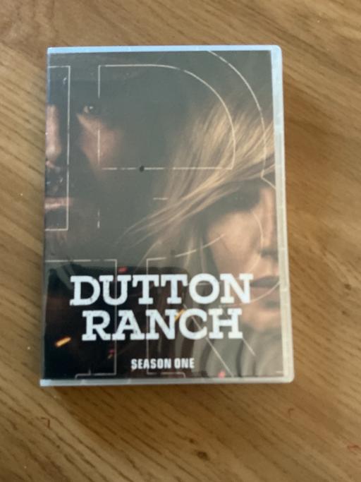  — Dutton Ranch season 1 dvd