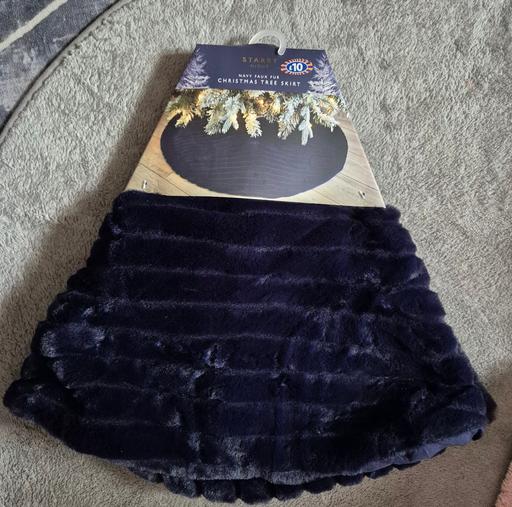  — new Xmas Navy Faux Fur Tree Skirt
