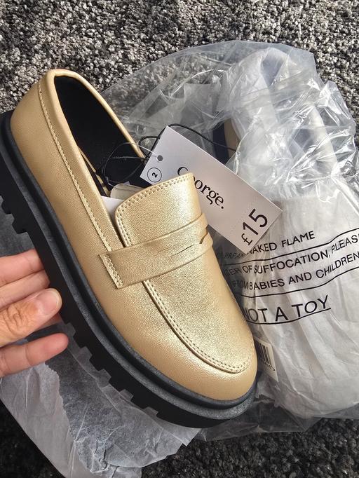 — NEW size 2 girls shoes