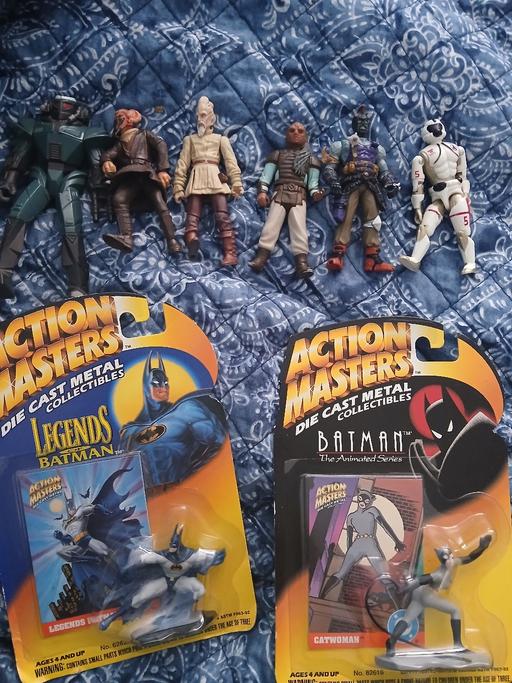  — action figure bundle Batman, Star Wars And So