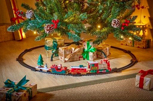  — Christmas Train Set