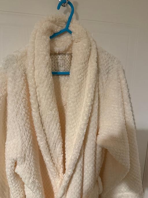  — Dressing gown