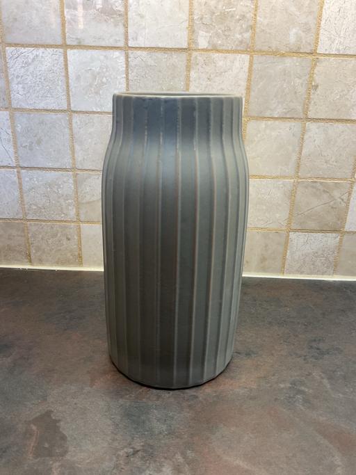  — Grey Ribbed Vase