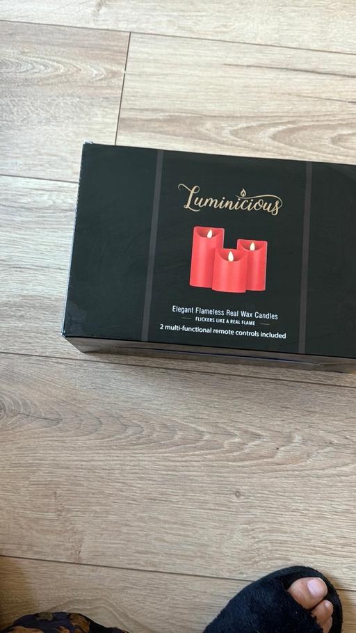  — Flamlesss real wax candles