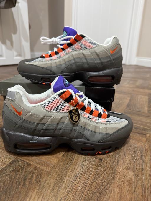  — Men’s air max 95