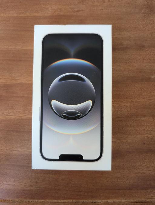  — Apple iPhone 16e 128gb white unlocked
