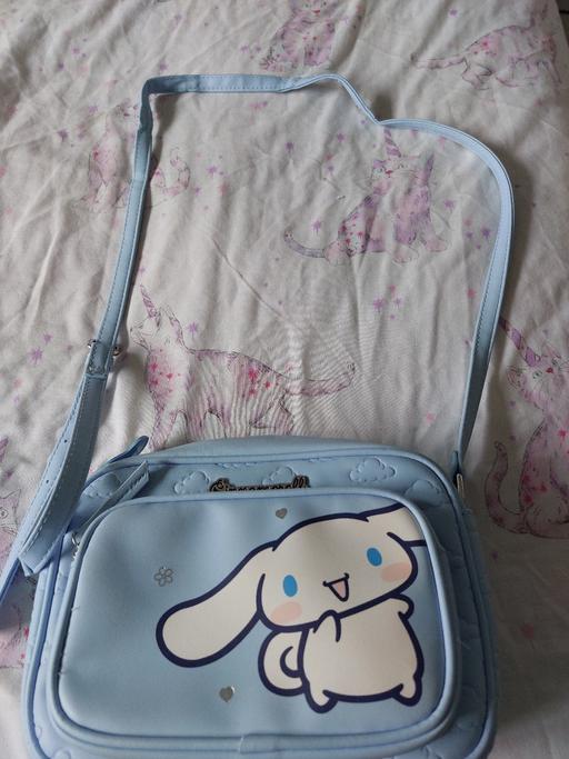  — girls bag