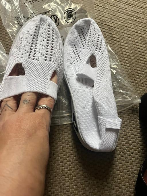  — New size 4 comfy shoes