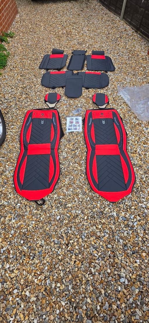  — Sports car seat covers.