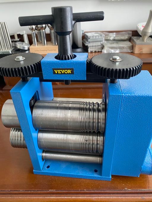  — Vevor rolling mill