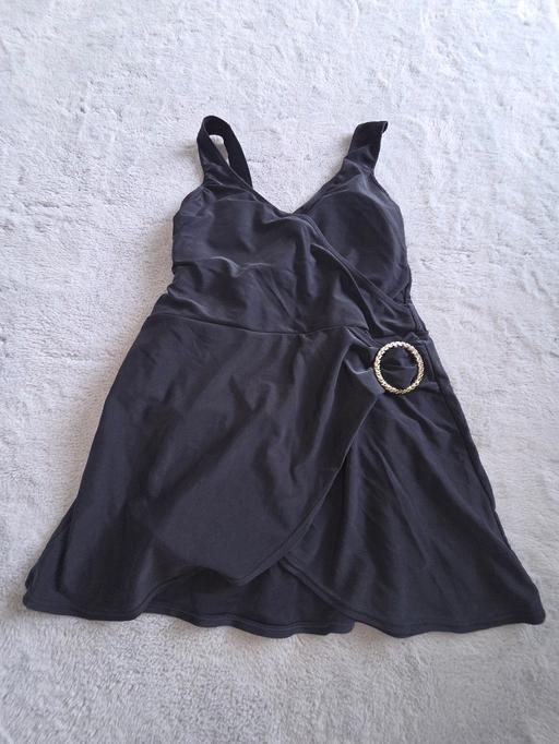  — Womens Swimming costume