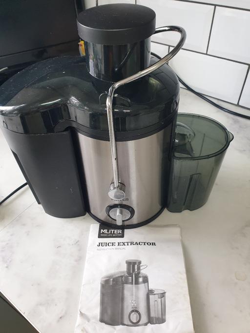  — Juice Extractor