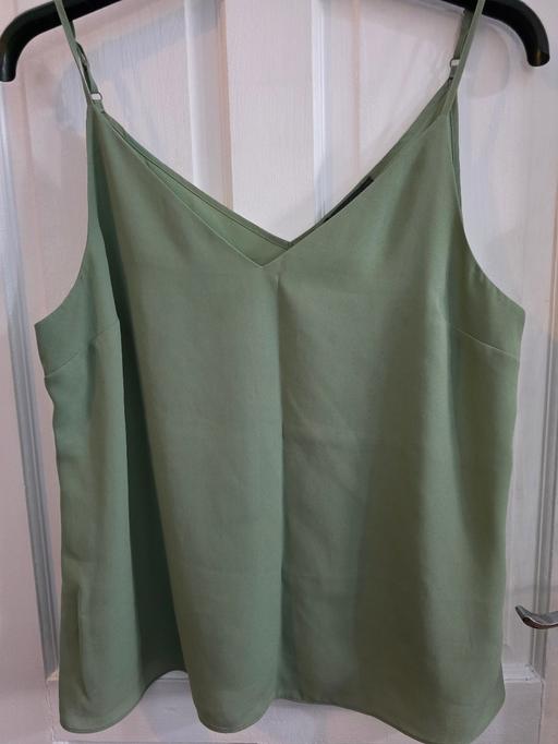  — Primark Top Size 16