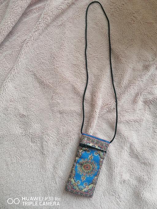  — Phone Bag