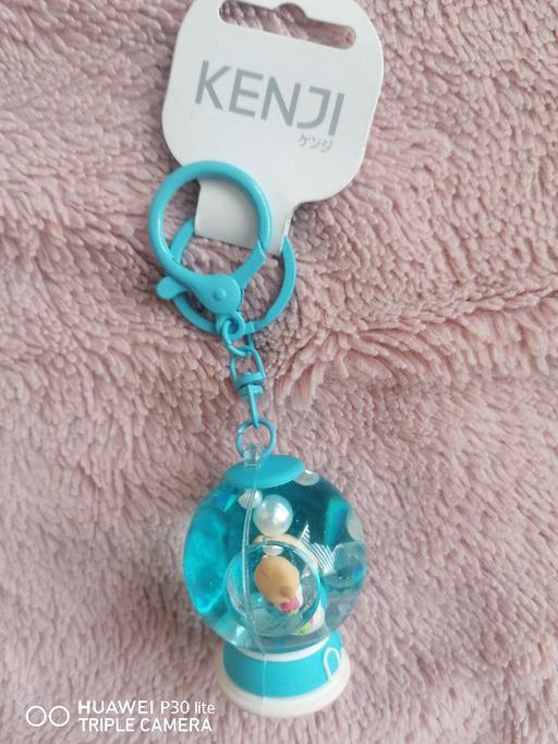  — Kenji liquid filled keyring