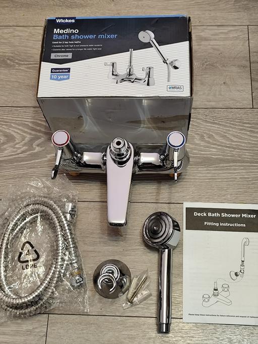  — WICKES MEDINO BATH SHOWER MIXER TAP COMPLETE