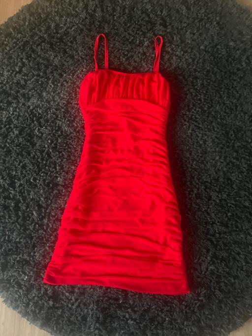  — Stunning red dress age 15 years