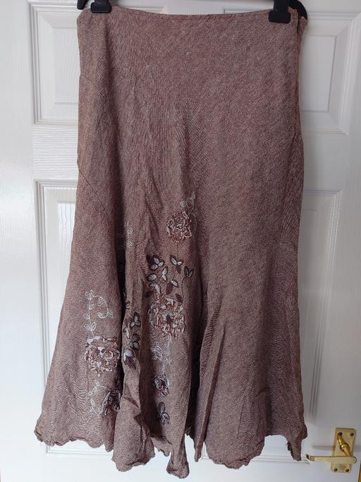  — Women's brown monsoon skirt size 14