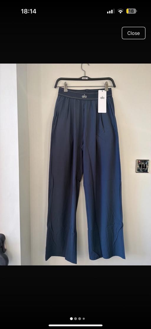  — Navy track pants