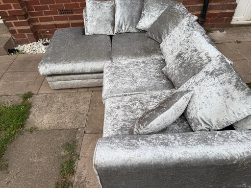  — Corner sofa