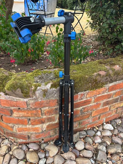  — Bike stand