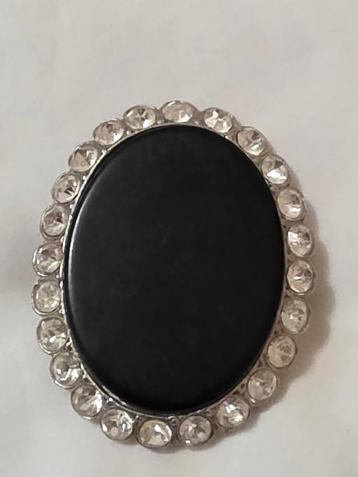  — Large Vintage Brooch