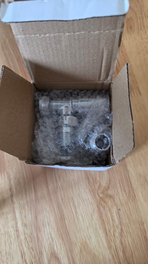  — Angled thermostatic radiator valves
