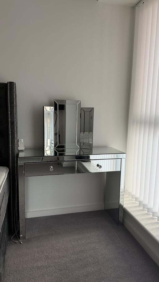  — Dressing table with mirror included