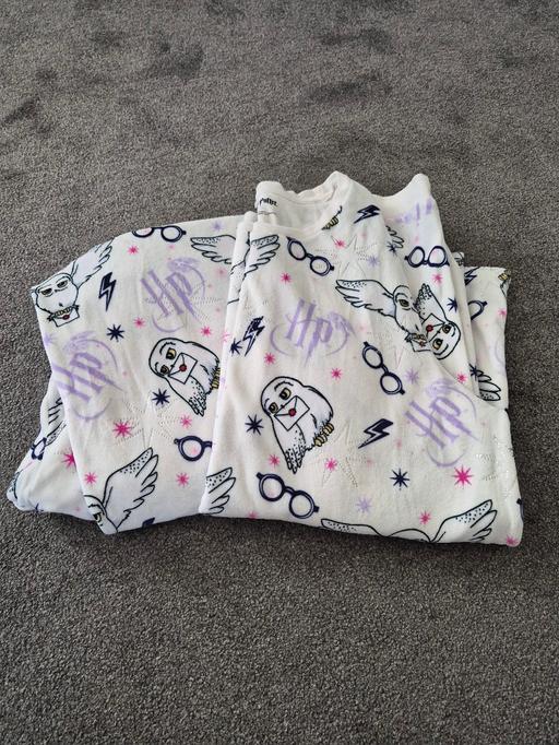  — Pyjamas