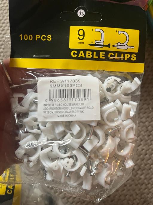  — 9mm cable clips 2£ a pack lots