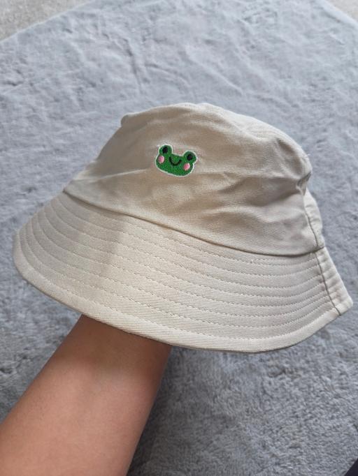  — Frog Bucket Hat