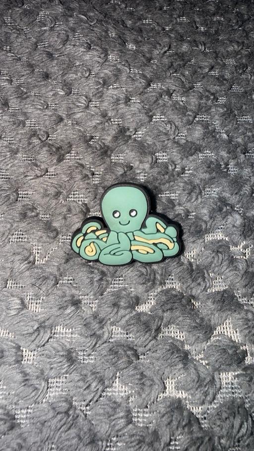  — Octopus croc charms