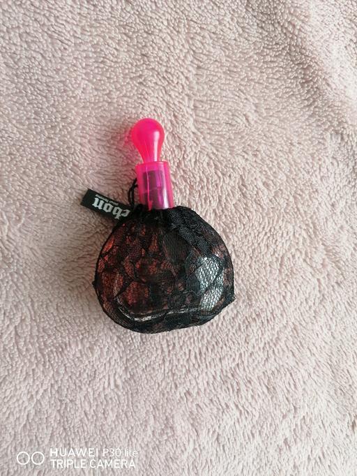  — Women's perfume