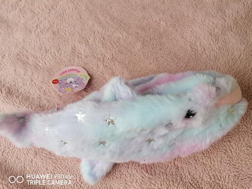  — Whale pencil case