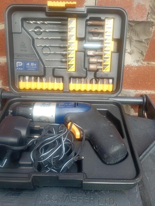 — screwdriver set