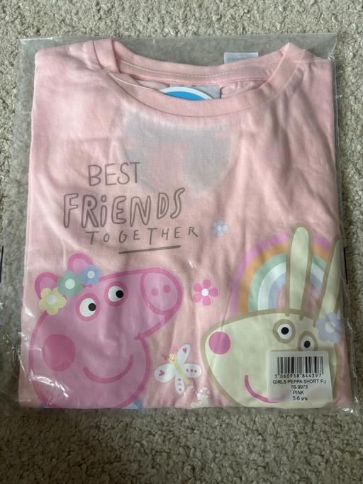  — Peppa pig pjs age 5-6 years