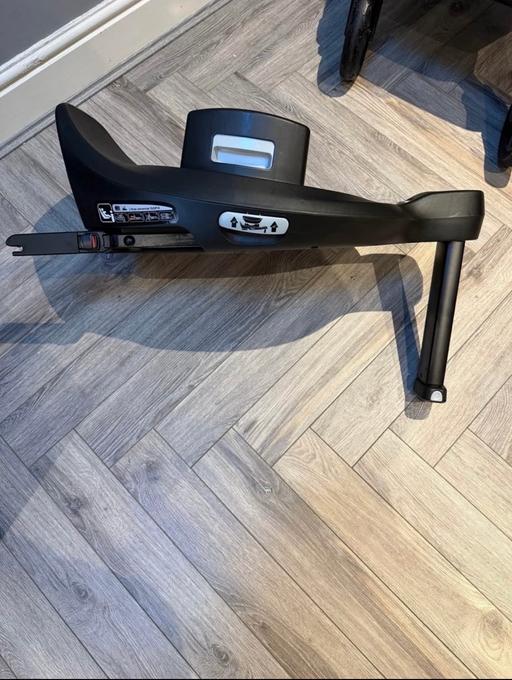  — Joie encore 360 car seat base