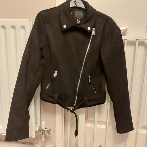  — Womens New Look Black Jacket Silver Zips