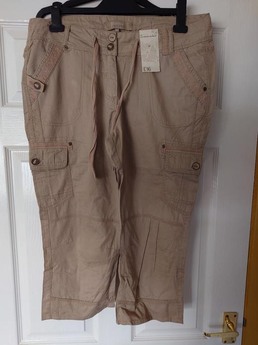  — Women's grey combat trousers size 14R