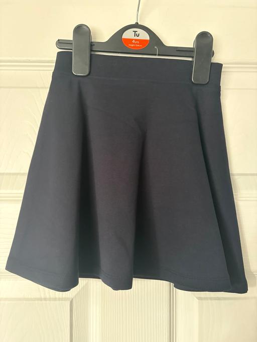 — Navy school skirts (few sizes)