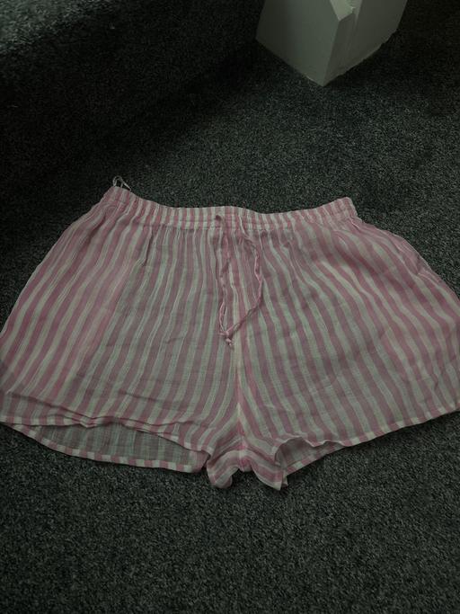  — Beach wear stripy pink shorts