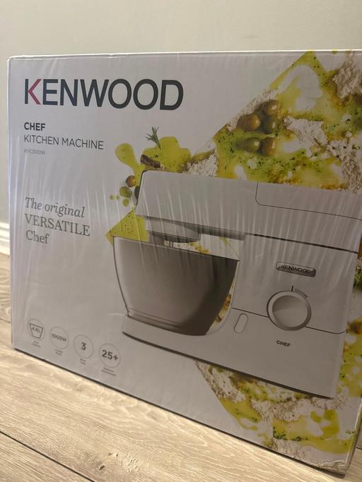 — KENWOOD CHEF KITCHEN MACHINE KVC3100W (NEW)