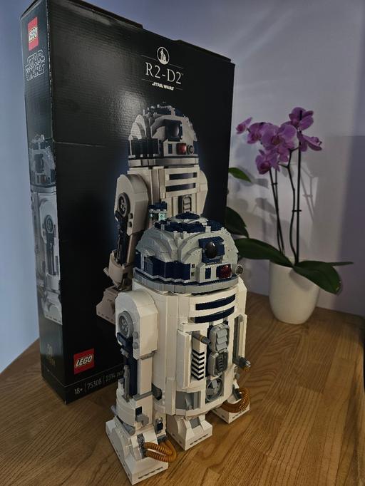  — lego starwars R2-D2 excellent condition