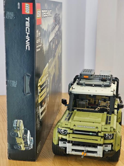  — lego technic land rover defender