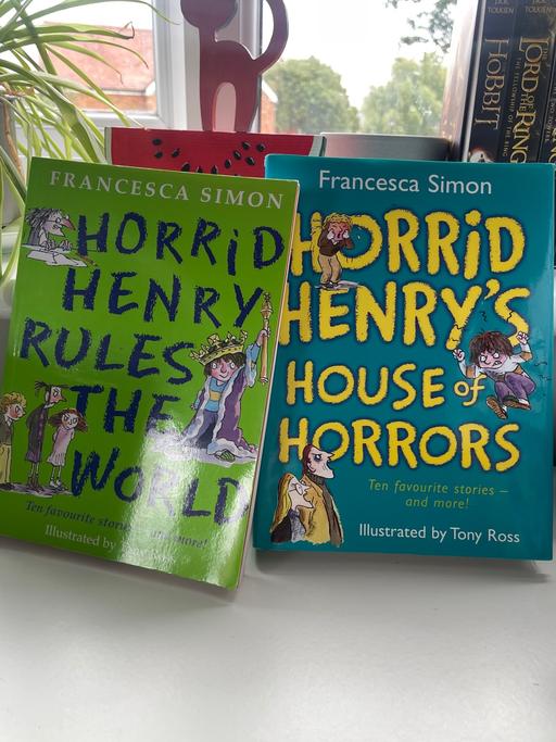 — Horrid Henry 2 x books ( 1 hardback, 1 paper