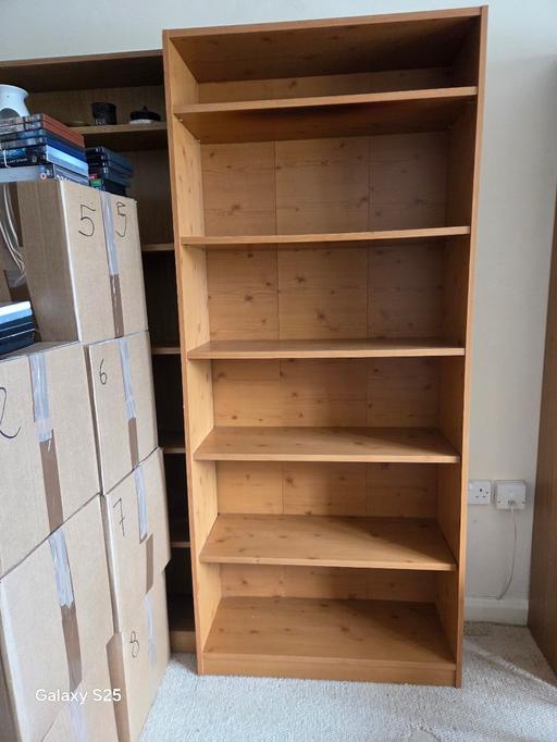  — Tall oak effect bookshelve