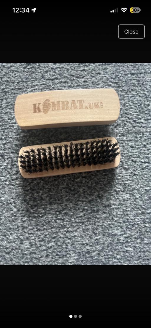  — Boot brushes
